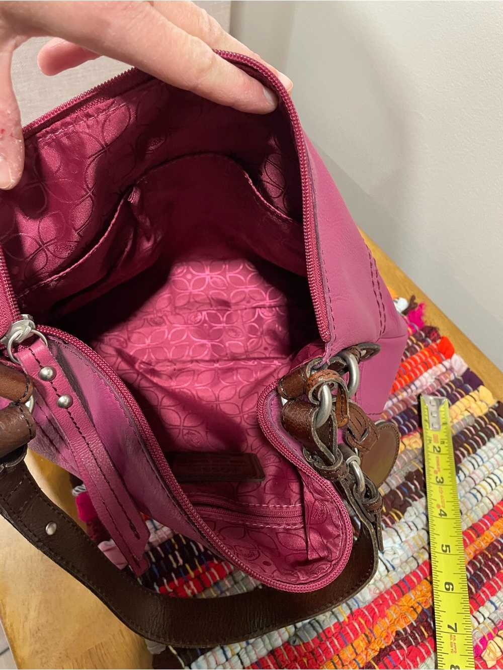 Fossil Pink Leather Shoulder Bag with Dark Brown Strap - Picture 6 of 9